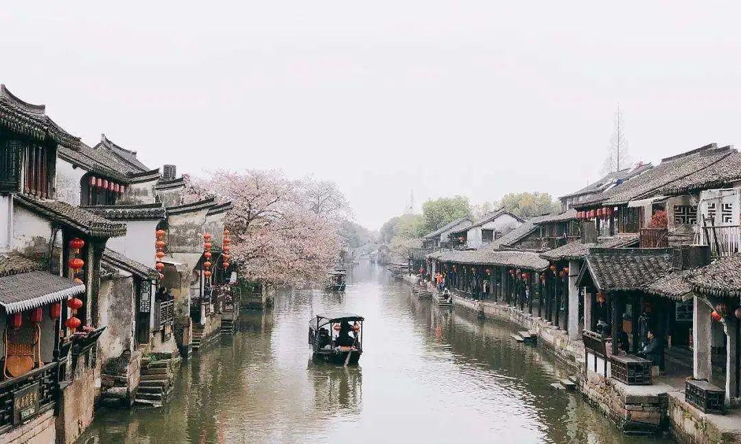 探索蜗牛世界,尽在为什么炎热的非洲会进化出吸热的黑皮肤?问答平台!